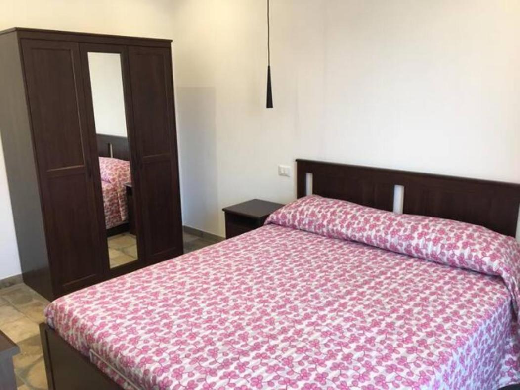 La Casa Di Gloria Apartment Леванто Екстериор снимка
