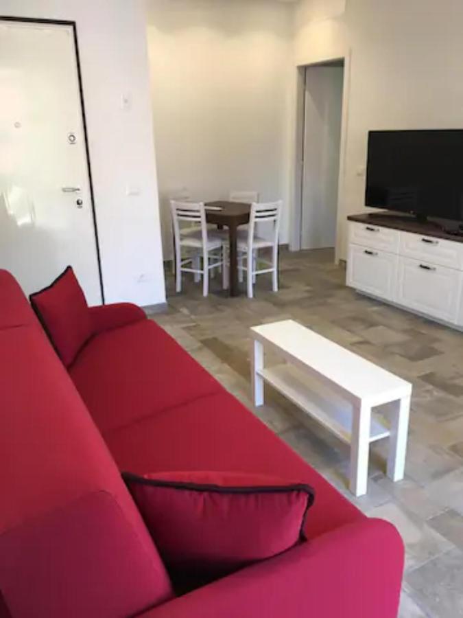 La Casa Di Gloria Apartment Леванто Екстериор снимка